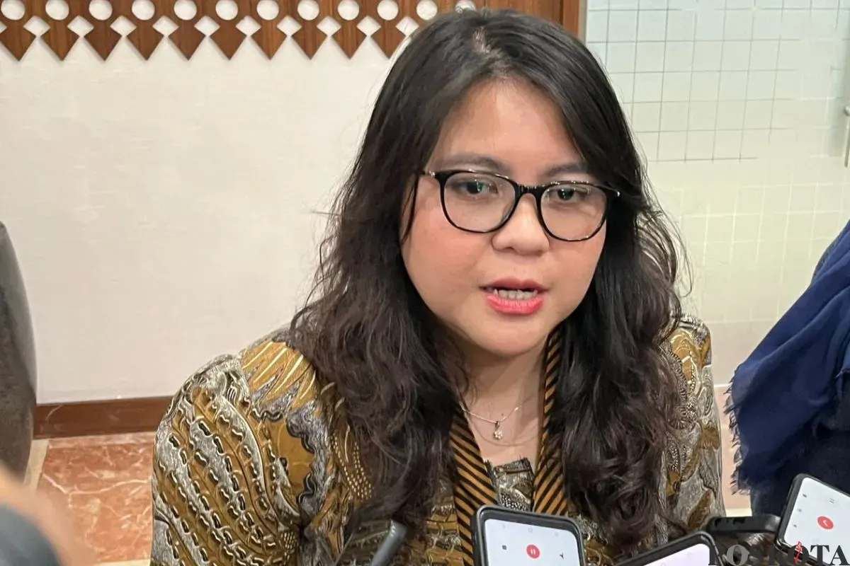 Wakil Ketua DPRD DKI Jakarta, Ima Mahdiah seusai menerima audensi mahasiswa di Gedung DPRD Jakarta, Gambir, Jakarta Pusat, Kamis, 4 September 2025. (Sumber: Poskota/Muhammad Tegar Jihad)