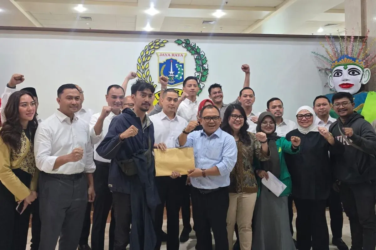 Pimpinan DPRD Jakarta dan perwakilan fraksi menerima mahasiswa di Gedung DPRD Jakarta, Kebon Sirih, Jakarta Pusat, Kamis, 4 September 2025. (Sumber: Dok. DPRD Jakarta)