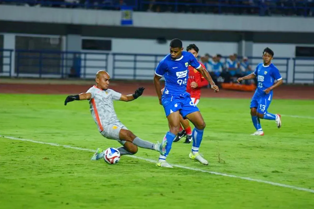 Daftar laga Persib Bandung selama November 2025. (Sumber: Persib)