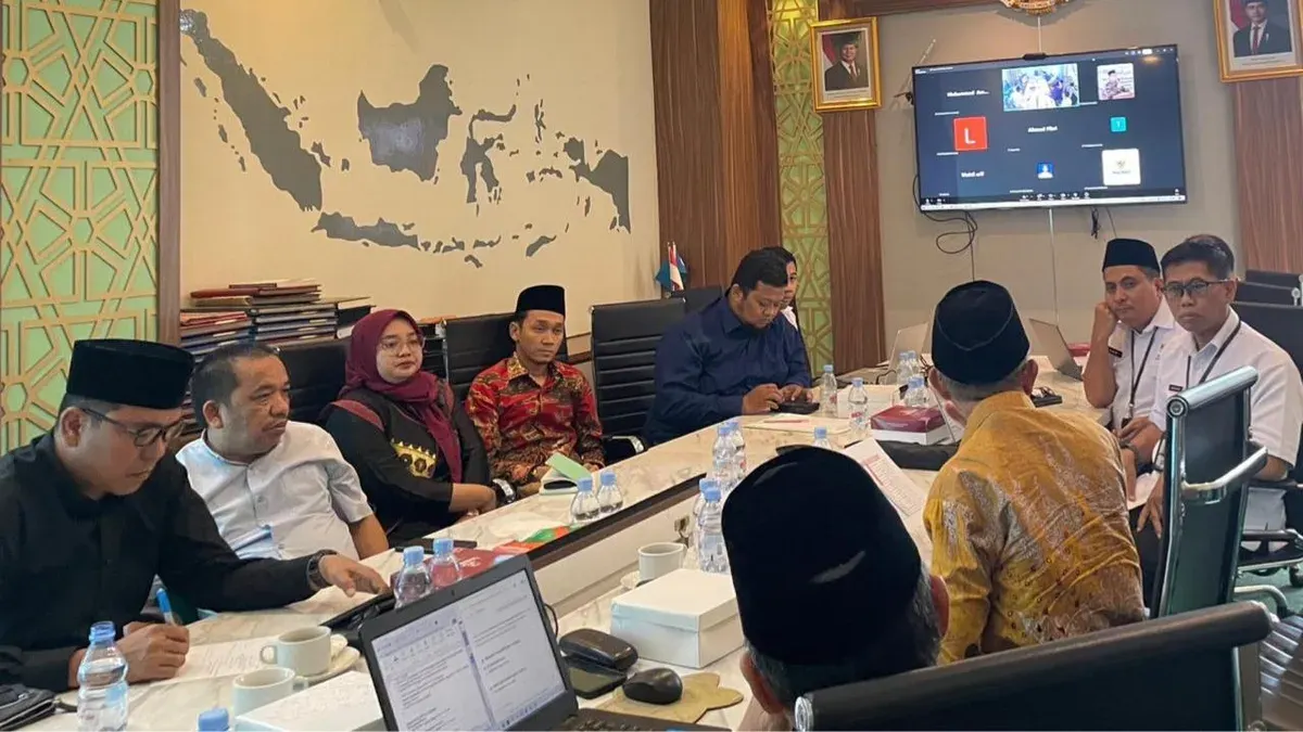 Baznas RI dan MUI menjalin kerja sama dalam program sedekah pendidikan senilai Rp600 juta untuk disalurkan kepada para korban bencana. (Sumber: Dok. Istimewa)