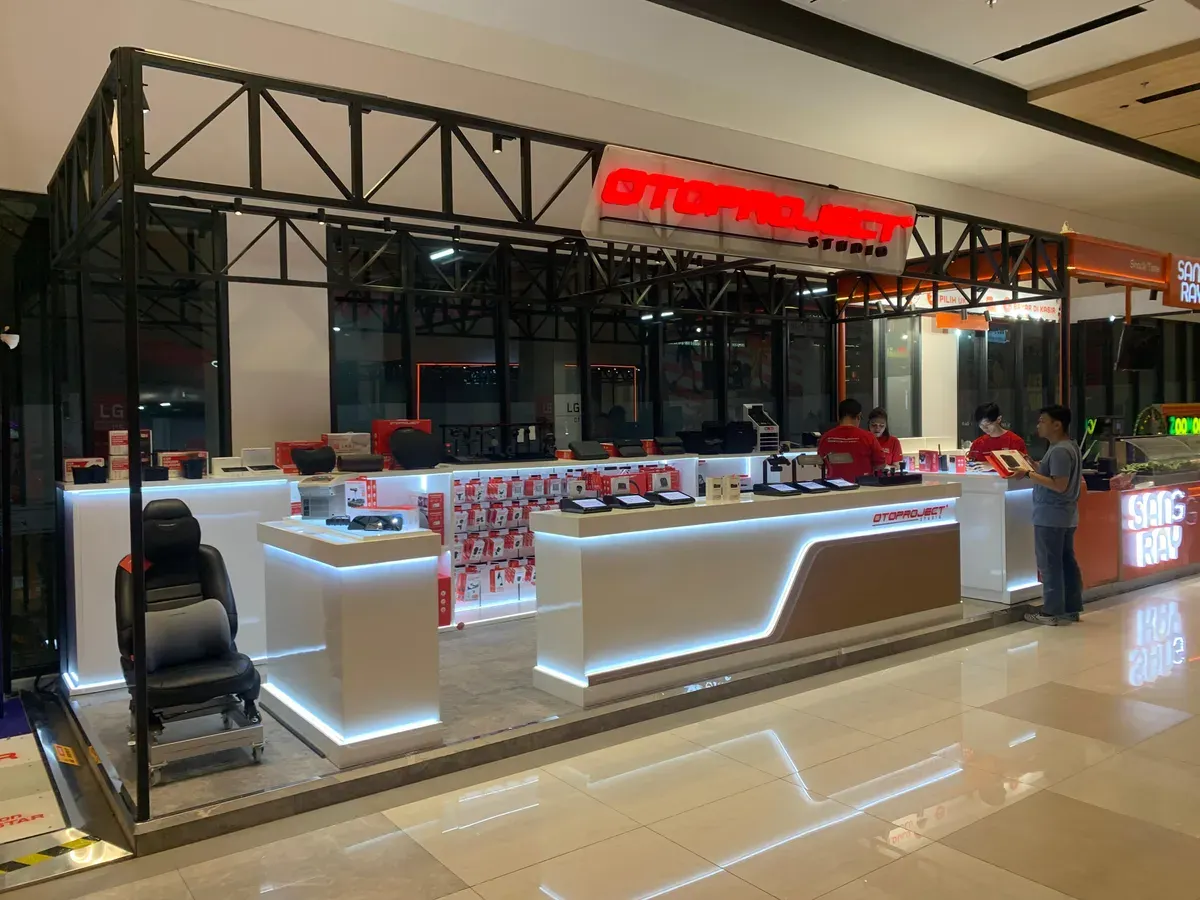 Otoproject Studio Summarecon Mall Bekasi resmi dibuka (Sumber: Otoproject)