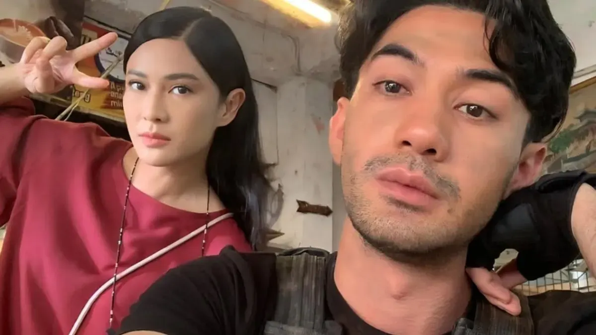 Dian Sastrowardoyo dan Reza Rahadian disebut menjadi pemeran utama Descendants of The Sun Indonesia. (Sumber: Instagram/@therealdisastr)