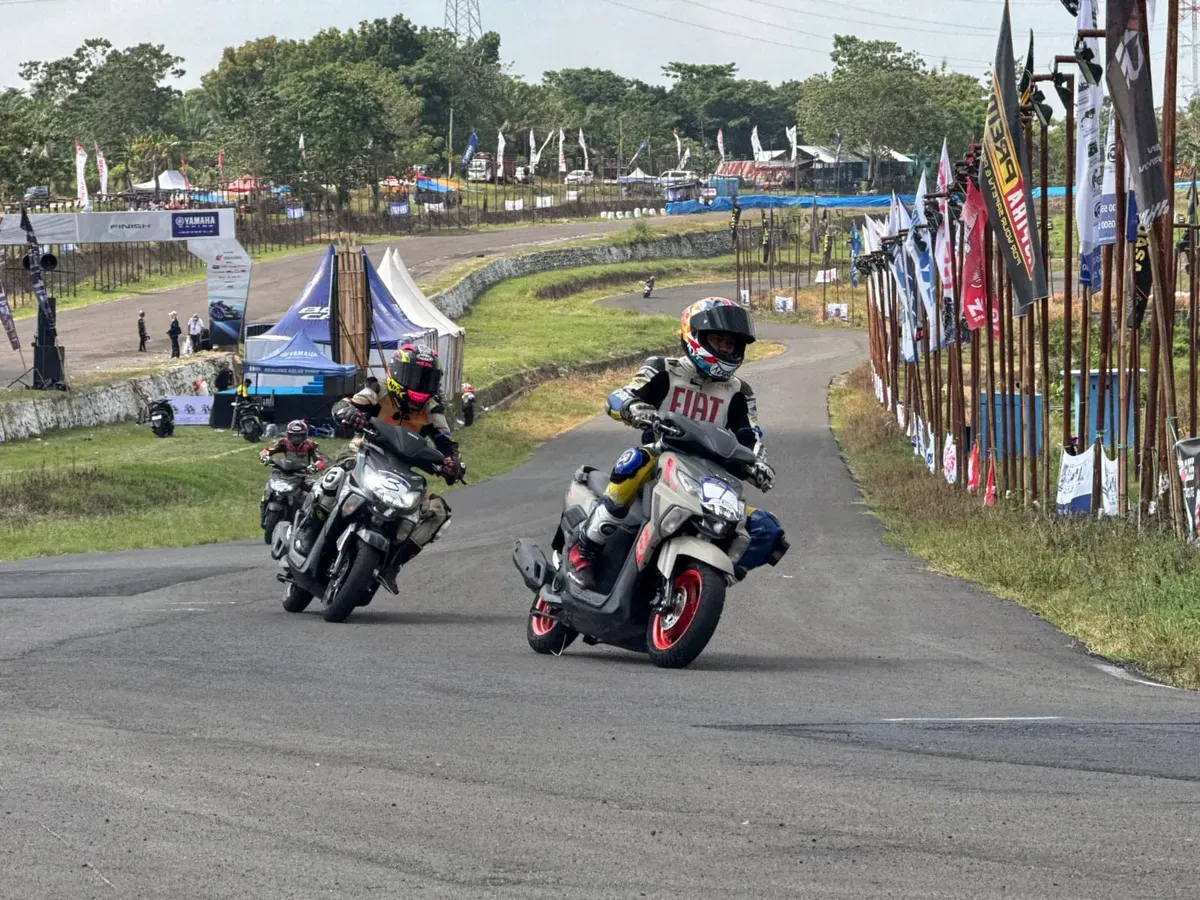 Yamaha menghadirkan pembuktian tersebut lewat kegiatan Gear Ulti Endurance Race yang digelar di Sulawesi Selatan. (Sumber: Yamaha)