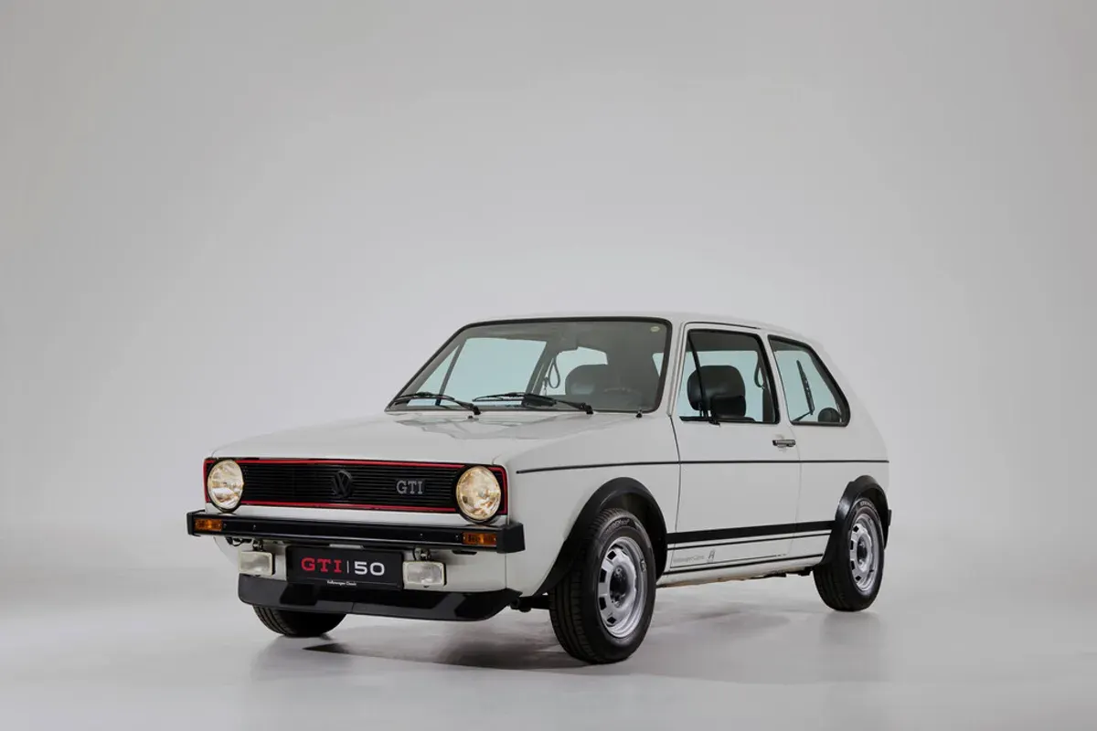 Volkswagen Golf GTI menandai lima dekade eksistensinya sebagai salah satu model paling berpengaruh. (Sumber: Volkswagen)