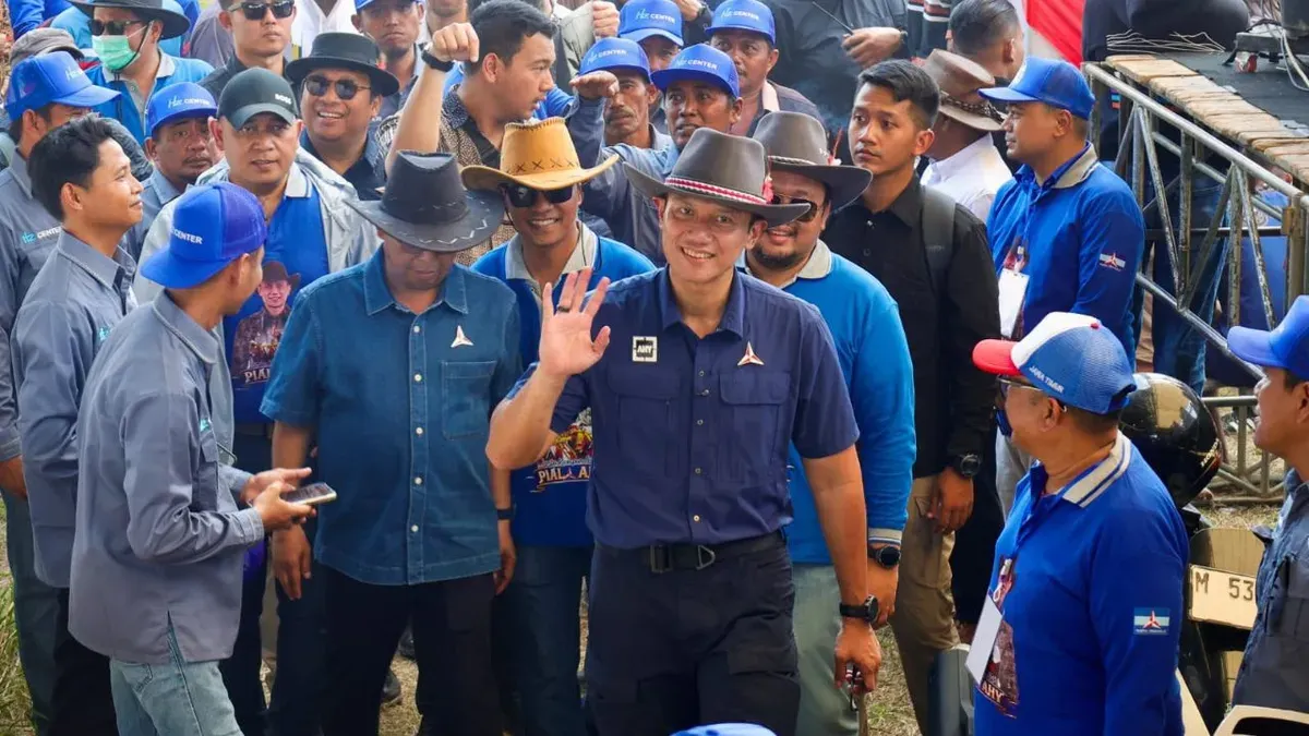 Ketua Umum Partai Demokrat, AHY menghadiri Lomba Karapan Sapi Piala AHY di Stadion Karapan Sapi Bangkalan, Jawa Timur, Minggu, 2 Agustus 2026. (Sumber: Dok. Istimewa)