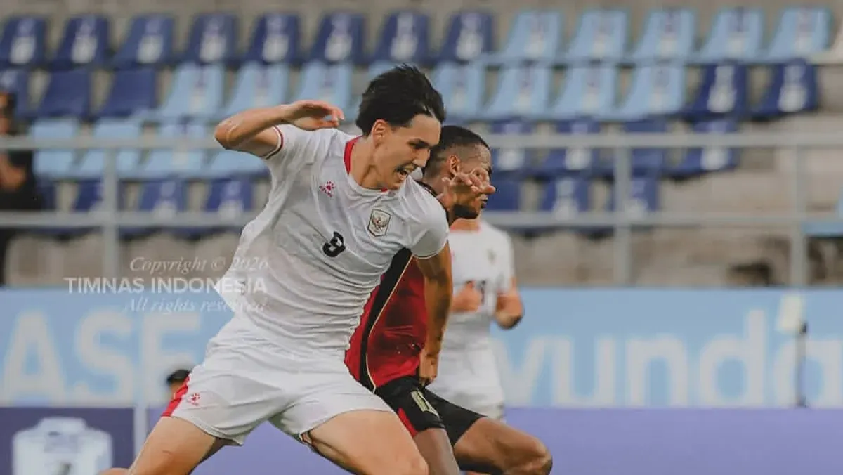Pemain Timnas Indonesia Mitchell Baker saat berlaga di Piala AFF 2026. (Sumber: Instagram/@timnasindonesia)