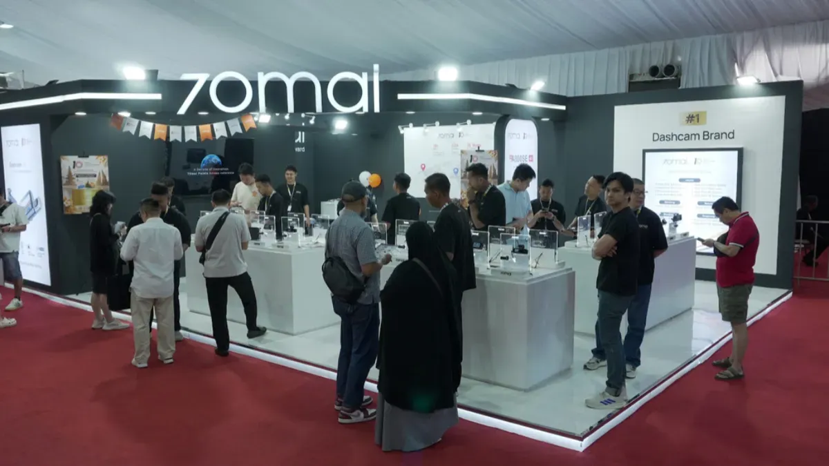 Booth 70mai di GIIAS 2026 menghadirkan berbagai aktivitas interaktif, promo khusus, hingga program apresiasi pelanggan bertepatan dengan perayaan anniversary ke-10. (Sumber: Istimewa)