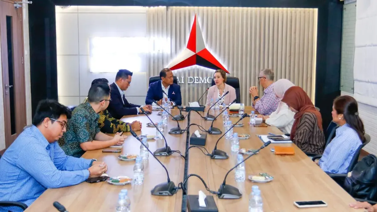 BRAINS Partai Demokrat dan IRI memperkuat kemitraan strategis guna memperkokoh kualitas demokrasi Asia Tenggara di kantor DPP Partai Demokrat, Jakarta Pusat, Rabu, 5 Agustus 2026. (Sumber: Dok. Istimewa)