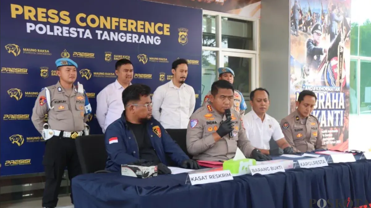 Konferensi pers kasus penganiayaan dan dugaan pelecehan seksual terhadap karyawan pria di Panongan, Tangerang. (Sumber: Pos Kota/Veronica)