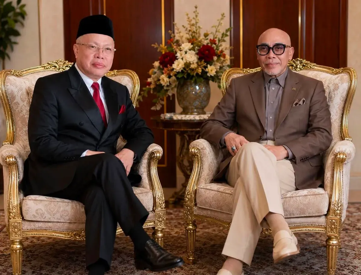 Ketua Yayasan Pesantren Indonesia, Datuk Iskandar Saefullah (kiri), mendesak Kejaksaan Negeri Indramayu segera mengembalikan aset dan dana Al-Zaytun sesuai putusan pengadilan. (Sumber: Istimewa)