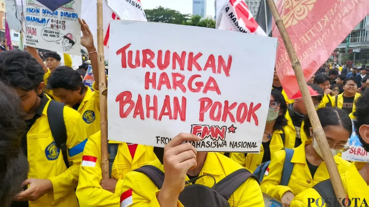 Aksi demo BEM UI di Jakarta pada Selasa, 18 Agustus 2026. (Sumber: Poskota)