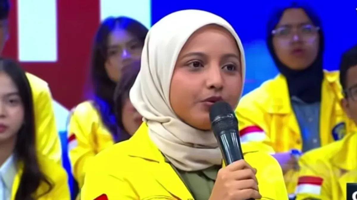 Profil Fathimah Azzahra, Wakil Ketua BEM UI yang jadi sorotan usai demo di Jakarta. (Sumber: Instagram/@fathimahazzhr dan tvOne)