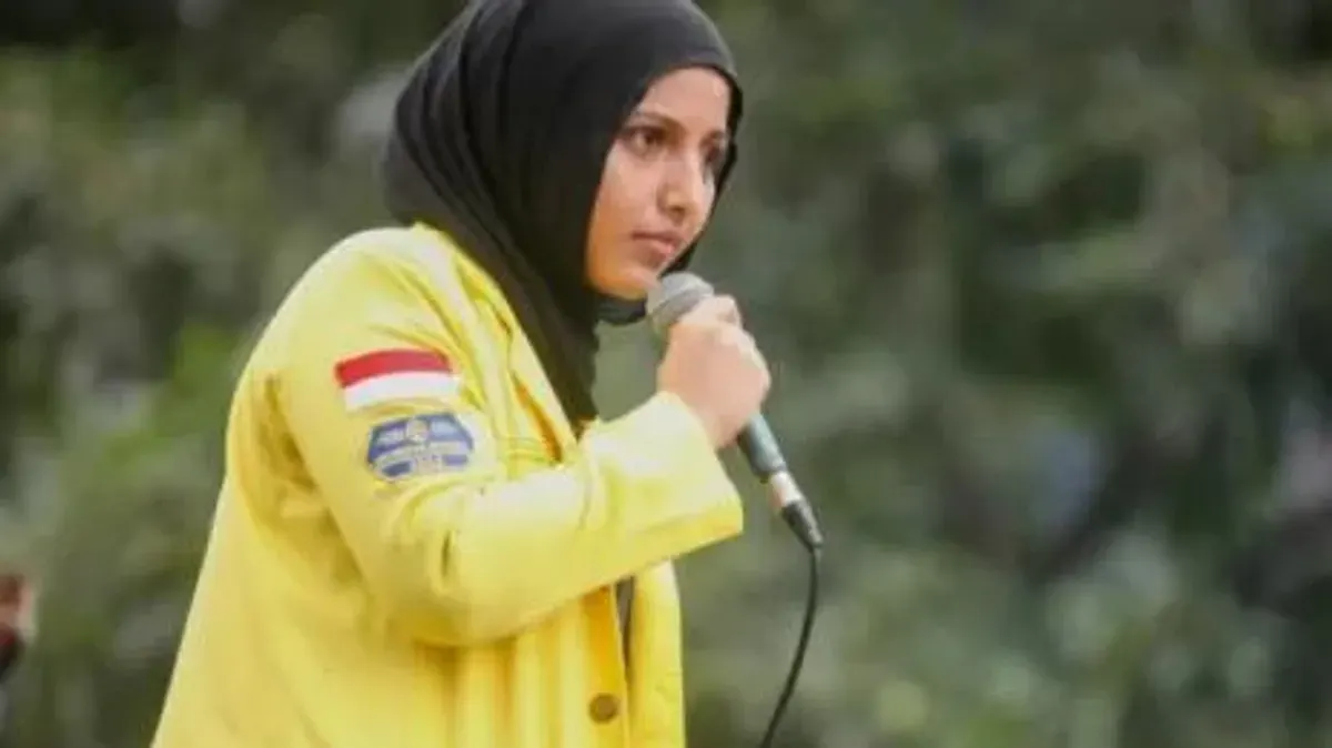 Fathimah Azzahra Wakil Ketua BEM UI merupakan lulusan SMAN 3 Depok. (Sumber: Threads/@anisaahn)