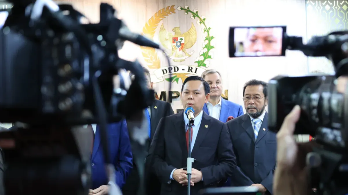 Potret Ketua DPD RI, Sultan Bahtiar Najamudin yang menyoroti soal penguatan restorasi lahan gambut. (Sumber: Istimewa)