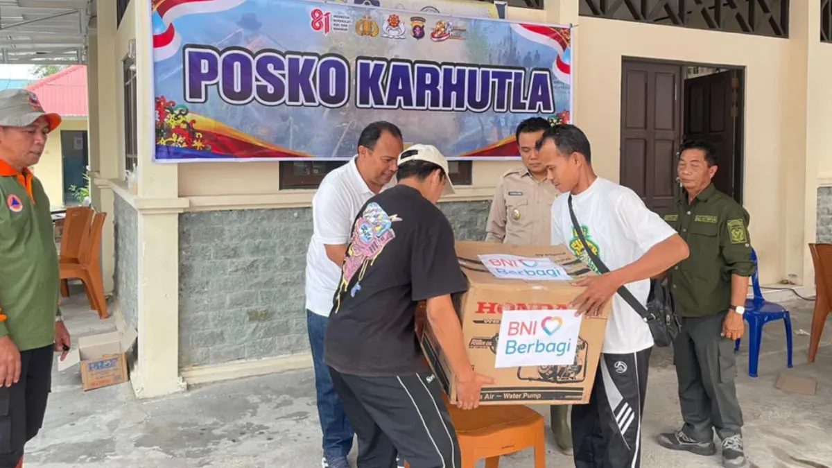 BNI salurkan bantuan kepada masyarakat terdampak Karhutla di Kalimantan Tengah melalui BNI Berbagi. (Sumber: Istimewa)