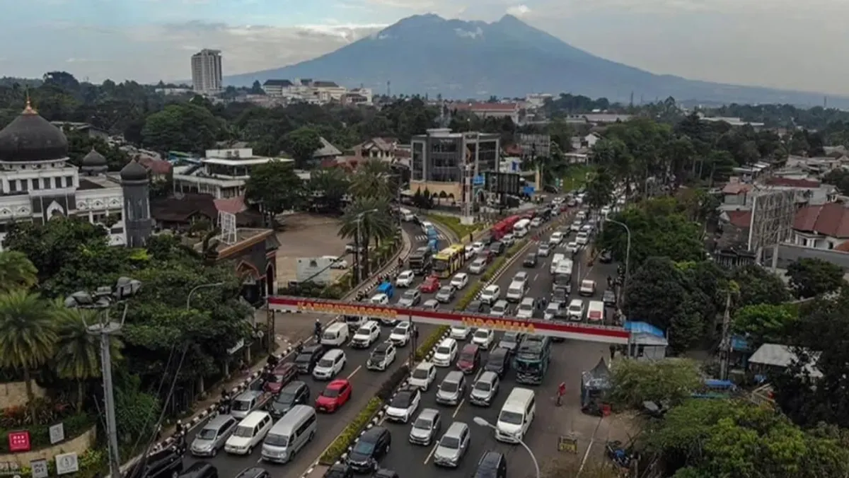 Jadwal ganjil genap Puncak Bogor hari ini, Jumat, 28 Agustus 2026 ditiadakan oleh Satlantas Polres Bogor. (Sumber: Instagram/@infopuncak.bgr)
