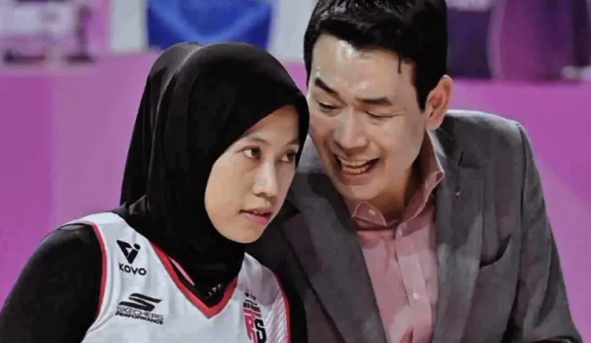 Mantan pelatih Megawati Hangestri Pertiwi di Red Sparks, Ko Hee-jin resmi mengundurkan diri dari Red Sparks (Sumber: Instagram/@red_force_akashi)