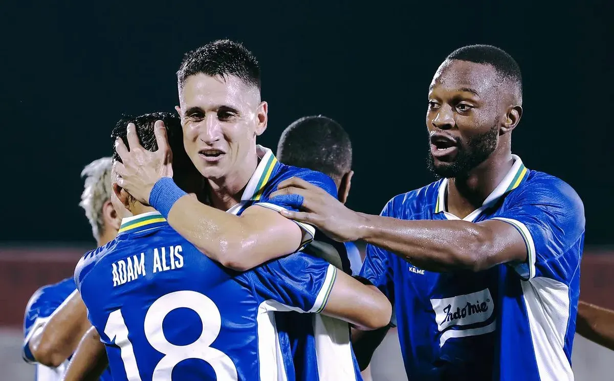 Prediksi susunan pemain Persib Bandung vs Manila Digger dijadwalkan berlangsung di Stadion Si Jalak Harupat, Kabupaten Bandung, Jawa Barat, pada Senin, 31 Agustus 2026. (Sumber: Instagram/@persib)