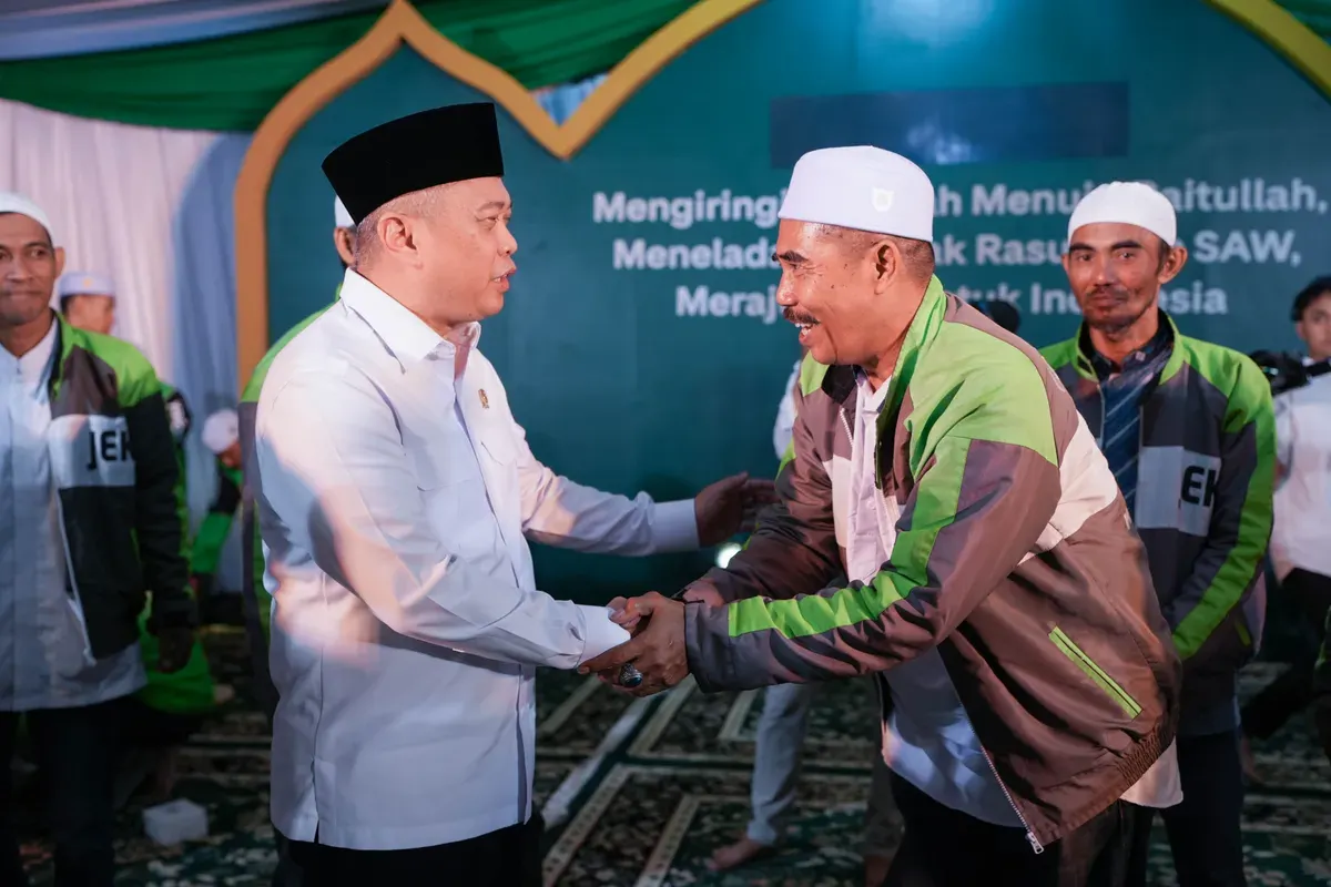 Dilepas Menhub, 70 Driver Gojek Tunaikan Umrah, Termasuk Bambang Raminto (Sumber: Istimewa)
