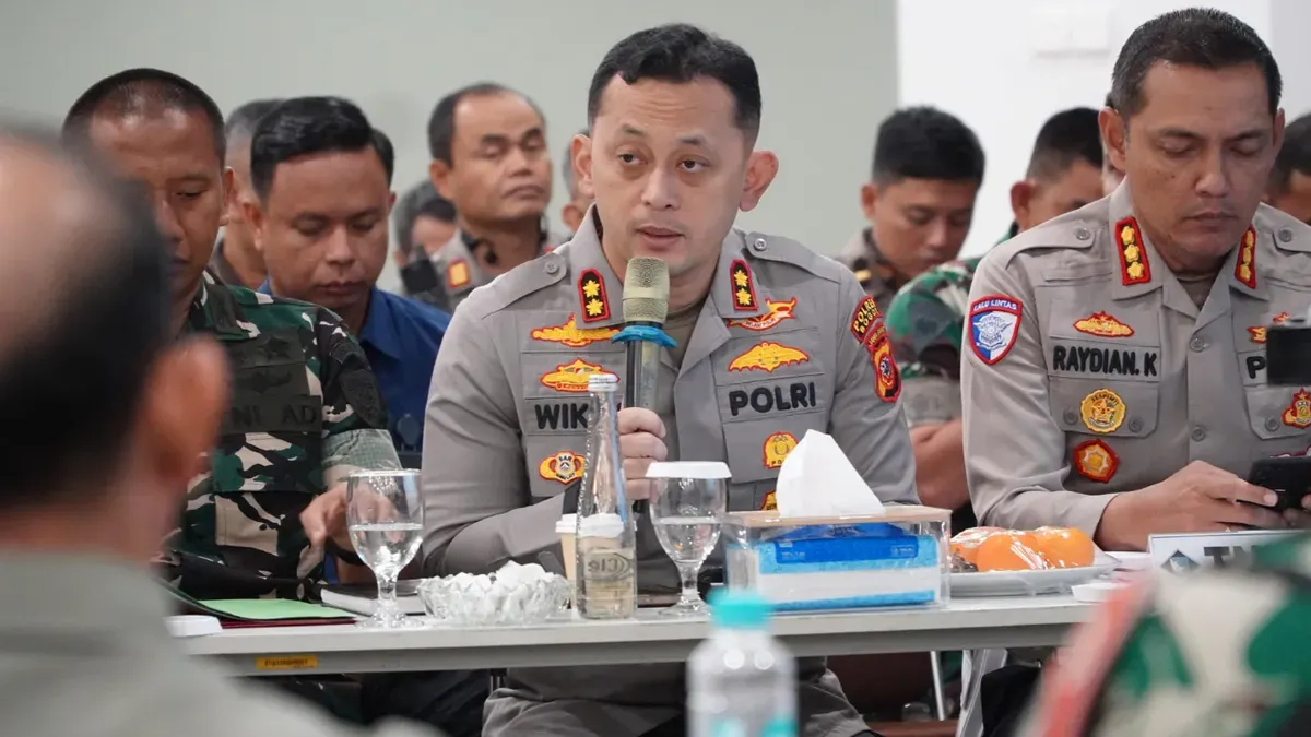 Kapolres Bogor AKBP Wikha Ardilestanto saat rapat koordinasi jelang Rakornas Pemerintah Pusat dengam Daerah di Gedung SICC, Bogor. (Sumber: Polres Bogor)