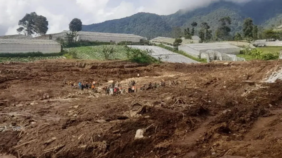 Lokasi temuan 6 korban Longsor Pasirlangu. (Sumber: Poskota/Gatot Poedji Utomo)