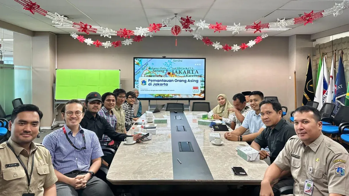 Bakesbangpol DKI Jakarta menggelar rapat koordinasi tim pemantauan orang asing (POA) yang dihadiri lintas sektor, Selasa, 27 Januari 2026. (Sumber: Istimewa)