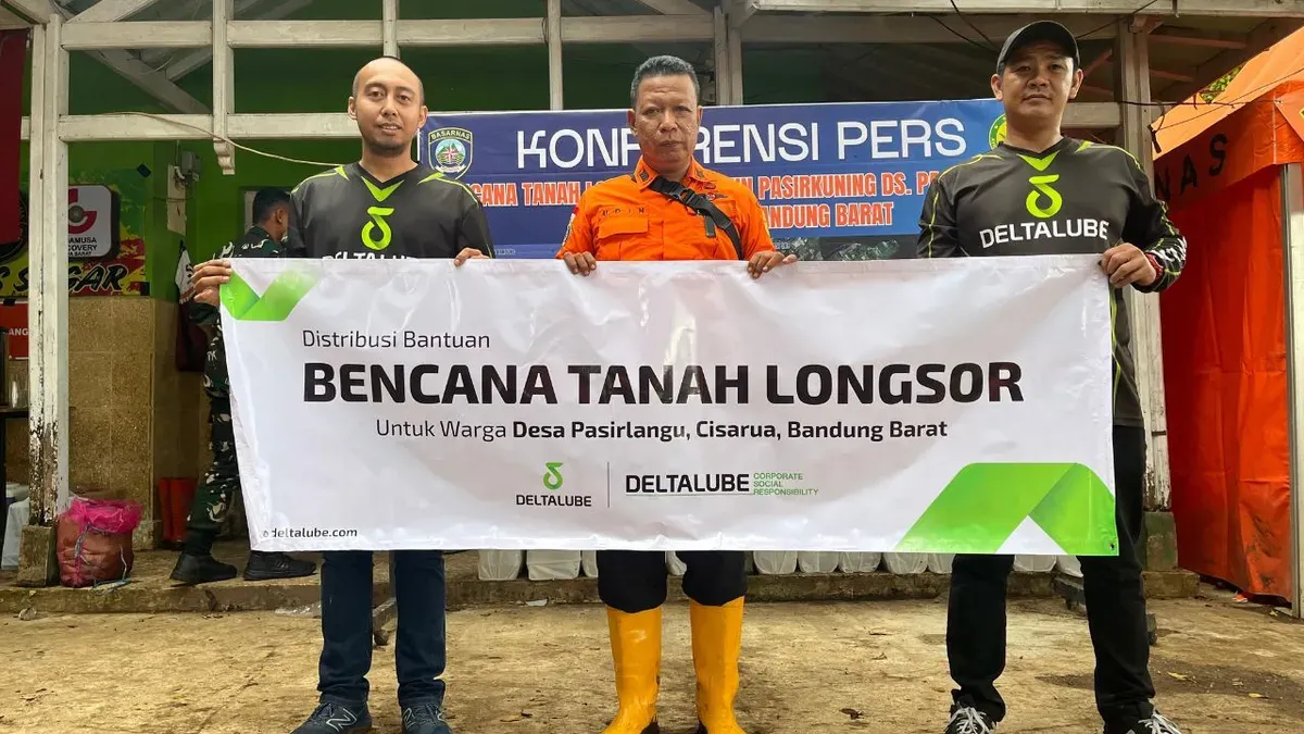 Deltalube menyalurkan bantuan logistik bagi puluhan warga terdampak musibah. (Sumber: Detalube)