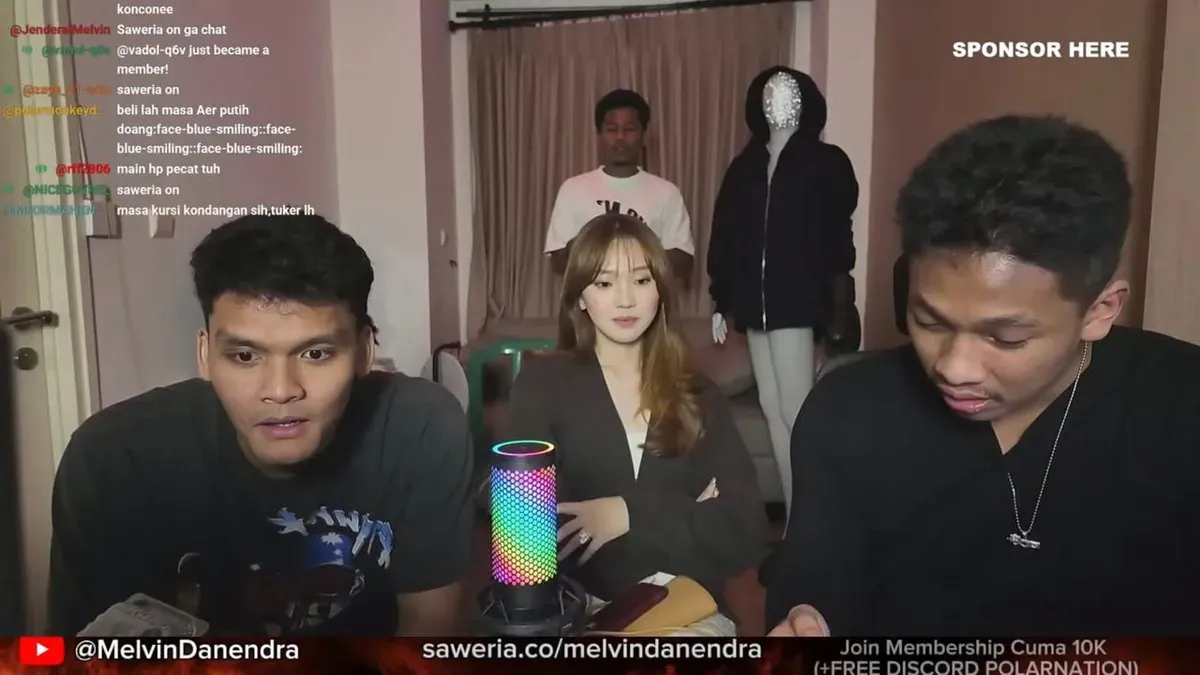 Julia Prastini alias Jule akhirnya tampil secara terbuka bersama Safrie Ramadhan di YouTube Melvin Danendra. (Sumber: YouTube/Melvin Danendra)