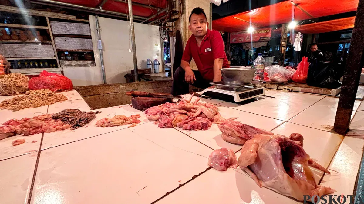 Ilustrasi harga daging jelang Imlek. (Sumber: Poskota/Giffar Rivana)