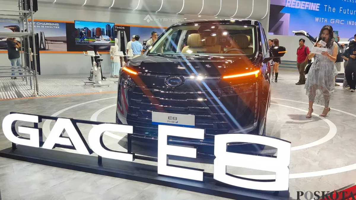 GAC E8 resmi diperkenalkam di IIMS 2025. (Sumber: Poskota/Erwan Hartawan)