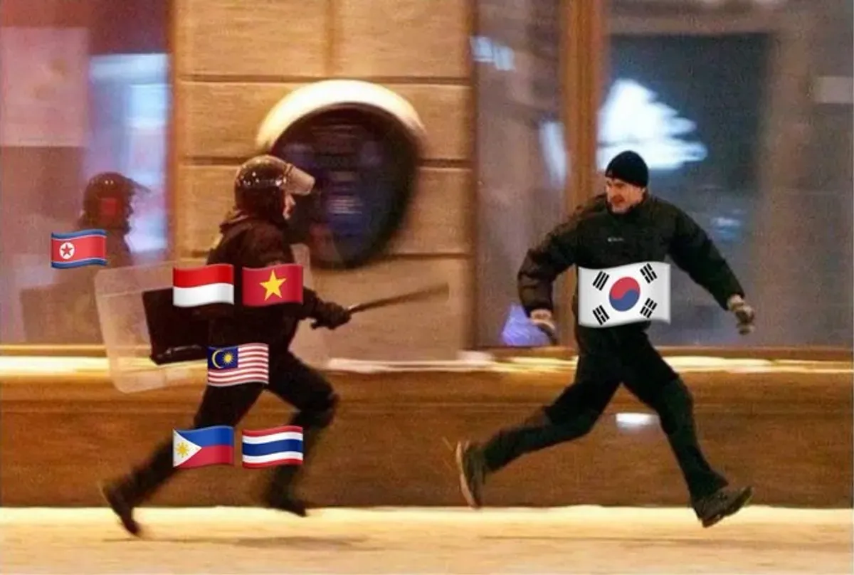 Kumpulan meme kocak perang SEAblings vs KNetz di media sosial. (Sumber: X/@taqdirulaziz)