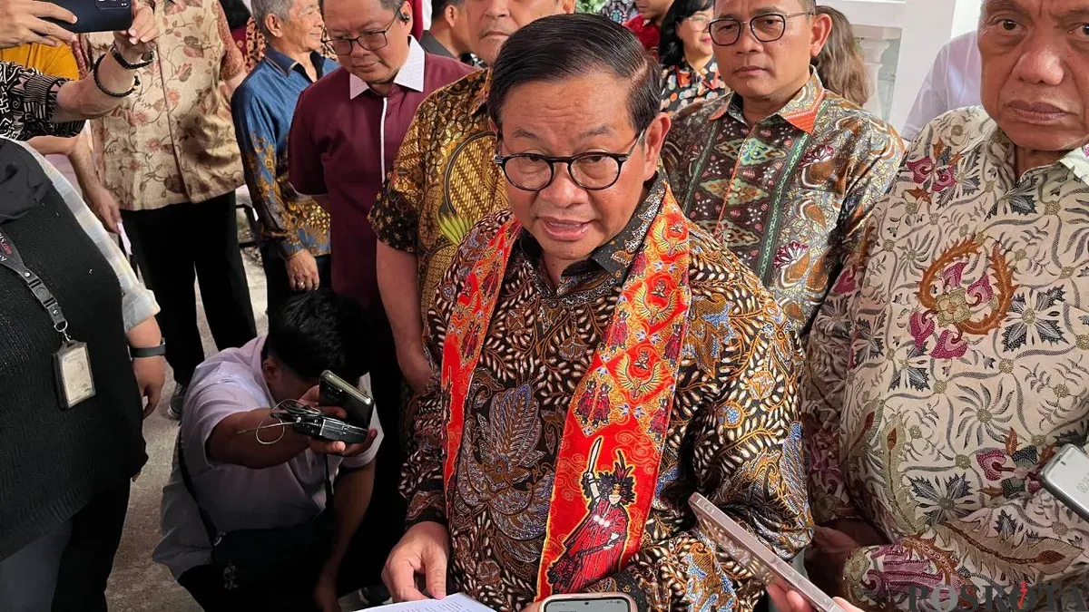 Gubernur Jakarta Pramono Anung di Senen, Jakarta Pusat, Sabtu, 14 Februari 2026. (Sumber: Poskota/M Tegar Jihad)