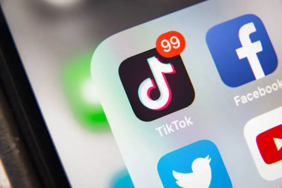 Ilustrasi logo Tiktok (Sumber: Wikimedia Commons)