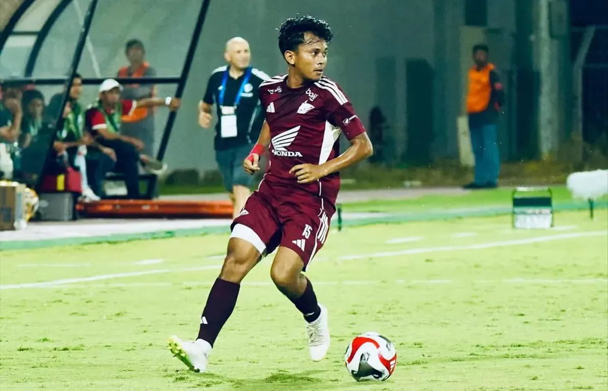 Pemain PSM Makassar, Ricky Pratama yang dilaporkan atas dugaan tindak kekerasan atau penganiayaan terhadap pacarnya. (Sumber: Instagram/@rickypratama015)