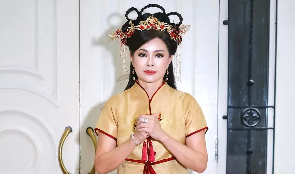 Ci Mehong dikabarkan menggugat cerai sang suami setelah menjalani pernikahan selama hampir 15 tahun. (Sumber: Instagram/@pikbakinghouse)
