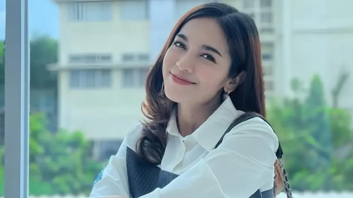 Pekerjaan Lindi Fitriyana yang dikabarkan sebagai calon istri Virgoun. (Sumber: Instagram/@lindifitriyana)