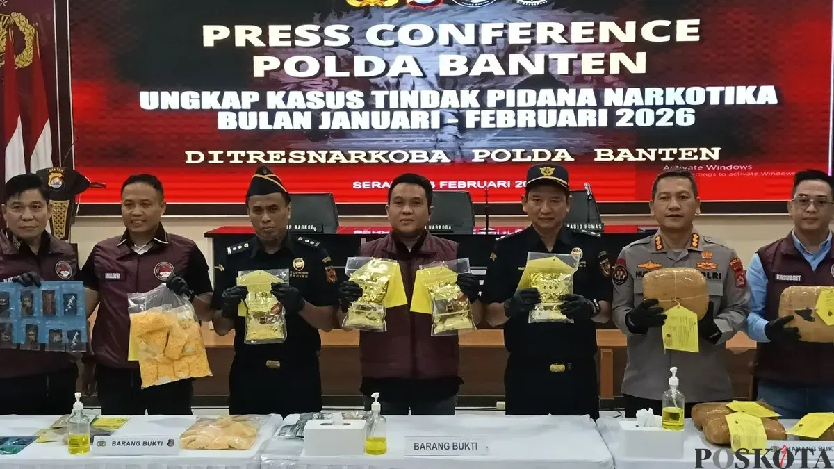 Jumpa pers pengungkapan narkoba di Mapolda Banten, Banjarsari, Cipocok Jaya, Kota Serang, Kamis, 26 Februari 2026. (Sumber: Poskota/Rahmat Haryono)