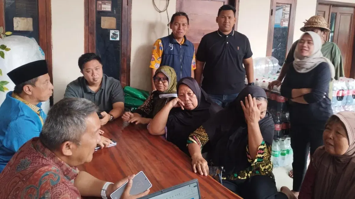 24 kepala keluarga (KK) warga Kampung Bilik, Kalideres, Jakarta Barat mendaftar untuk bisa masuk ke rumah susun (rusun). (Sumber: Istimewa)