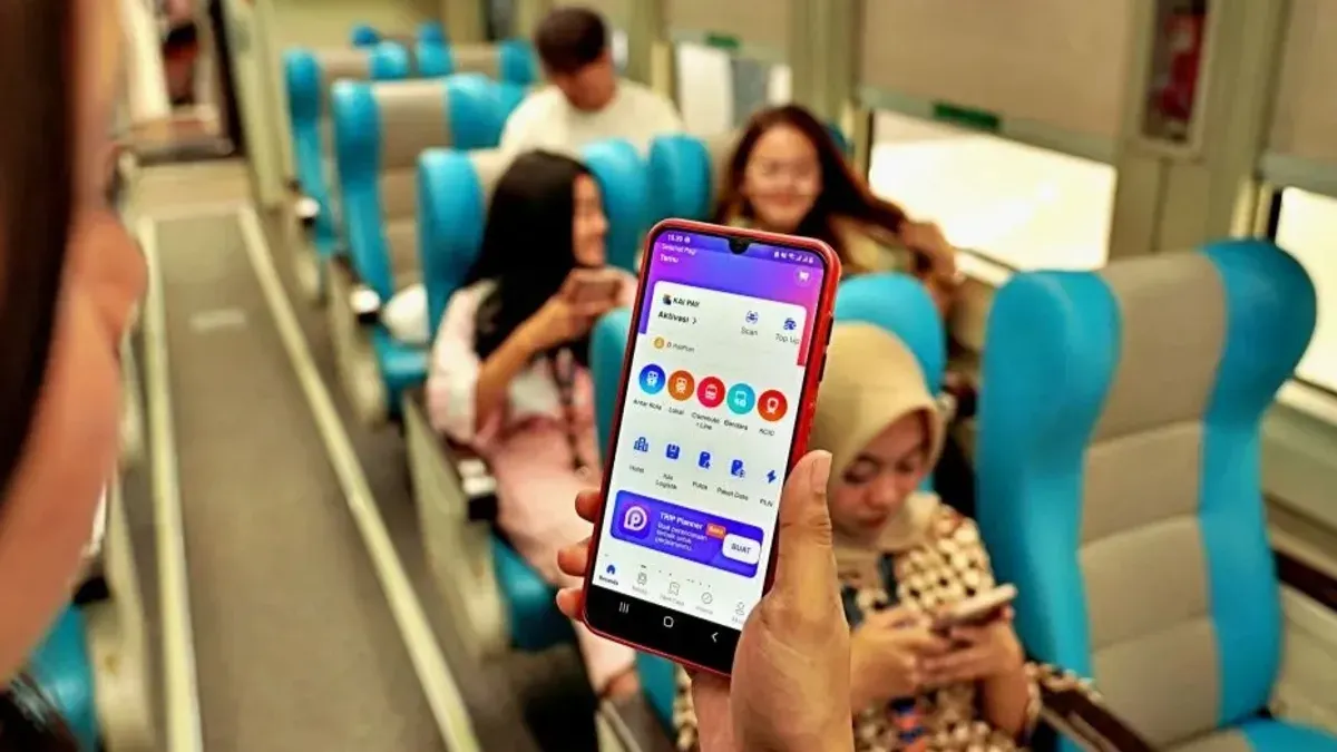Aplikasi Access by KAI digunakan untuk pemesanan tiket kereta lebaran 2026. (Sumber: KAI)