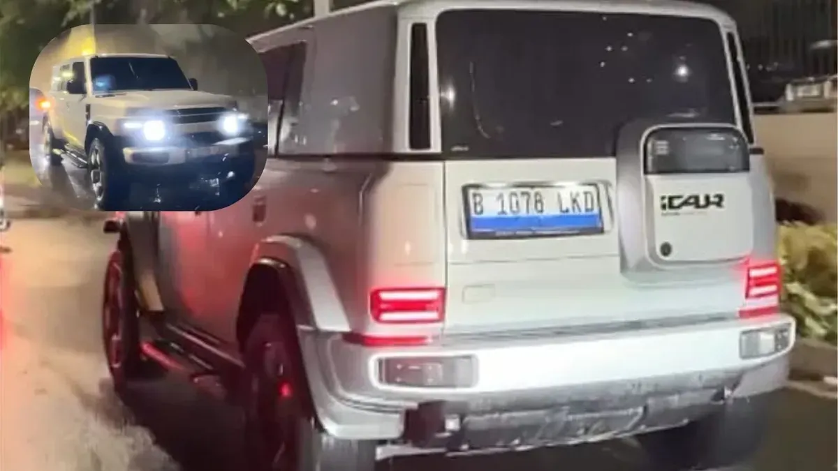 iCar V23 tertangkap kamera melintas di jalanan Jakarta. (Sumber: Instagram/@masukgarasi)