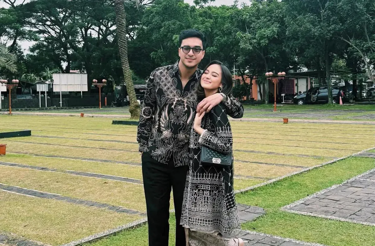 Rumah tangga pasangan Ibrahim Risyad dan Salshabilla Adriani tengah menjadi sorotan warganet. (Sumber: Instagram/@ibrhmrsyd)