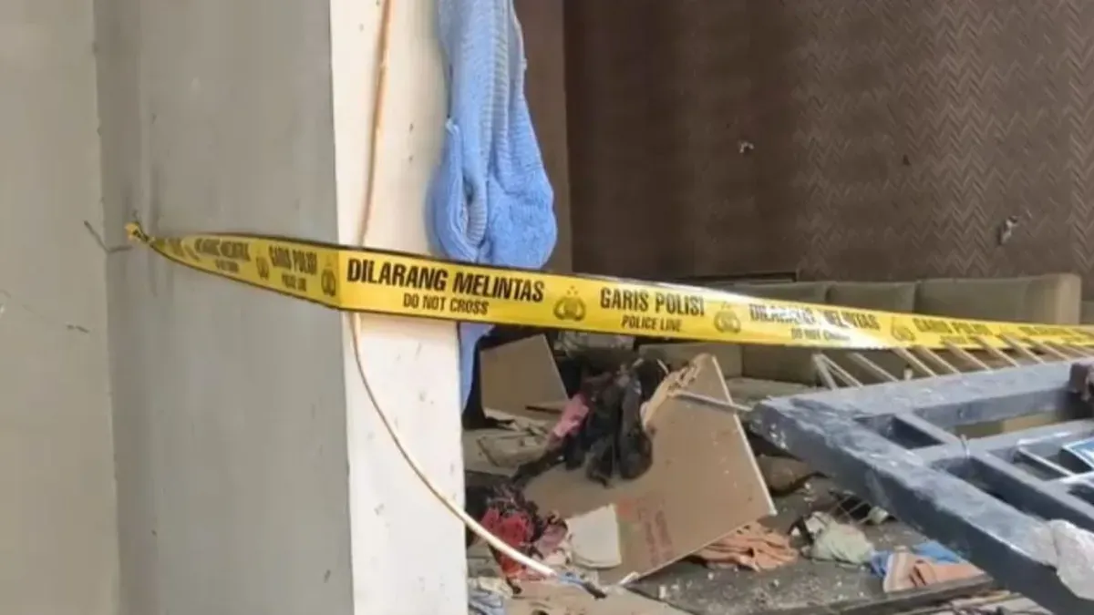Sebuah rumah di Jalan Jelambar III, Grogol Petamburan, Jakarta Barat, hancur terdampak ledakan tabung gas, Selasa, 7 Januari 2026. (Sumber: Dok. Istimewa)