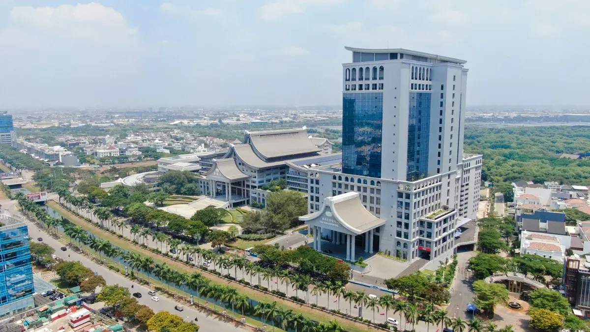 Pelayanan kesehatan di Tzu Chi Hospital Pantai Indah Kapuk (PIK) tengah menjadi sorotan setelah viral di media sosial. (Sumber: Dok.Yayasan Buddha Tzu Chi Indonesia)