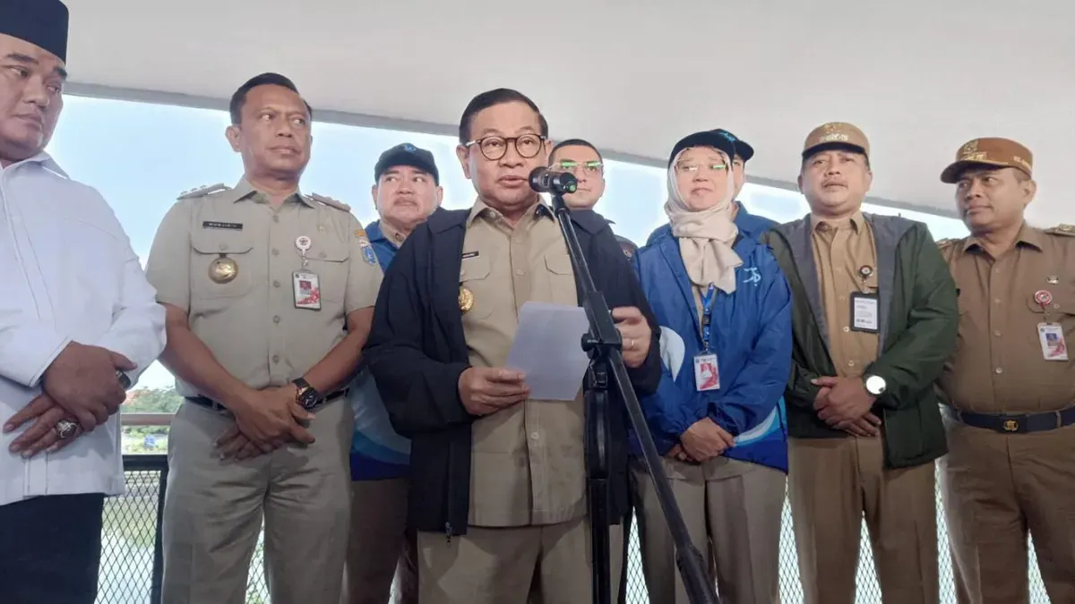 Gubernur Jakarta Pramono Anung saat meresmikan Waduk Cilangkap di Jakarta Timur, Senin, 12 Januari 2026. (Sumber: Istimewa)
