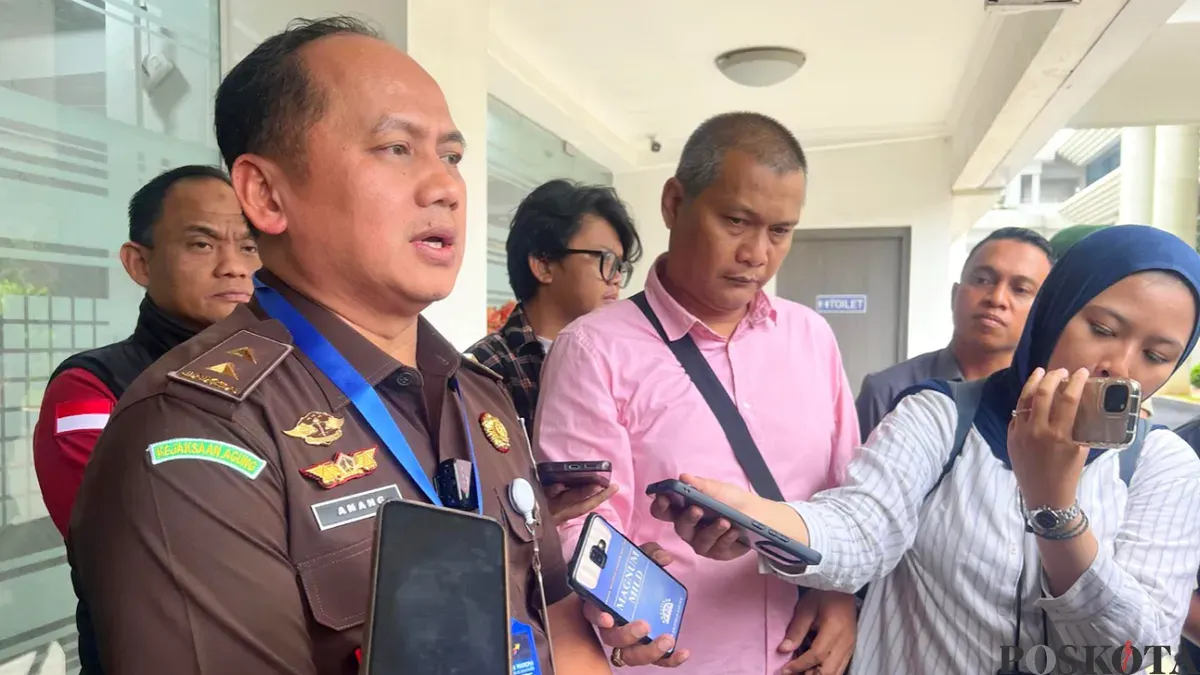 Kepala Pusat Penerangan Hukum (Kapuspenkum) Kejagung RI, Anang Supriatna, saat ditemui di Kejagung, Jakarta Selatan, Rabu, 14 Januari 2026. (Sumber: Poskota/Ali Mansur)