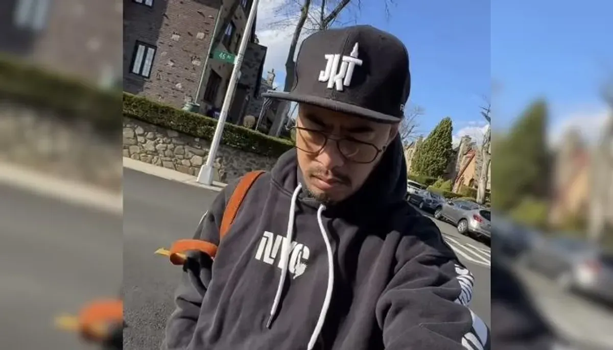 Keputusan Pandji Pragiwaksono pindah ke Amerika Serikat mengejutkan publik. Komika ini memilih New York demi mengejar karier stand up comedy internasional. (Sumber: Instagram/@pandji.pragiwaksono)