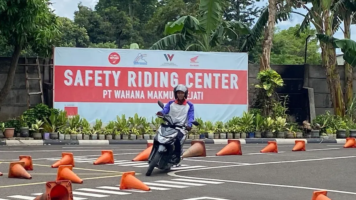 PT Wahana Makmur Sejati (WMS) catat 17.327 masyarakat teredukasi safety riding selama 2025. (Sumber: WMS)