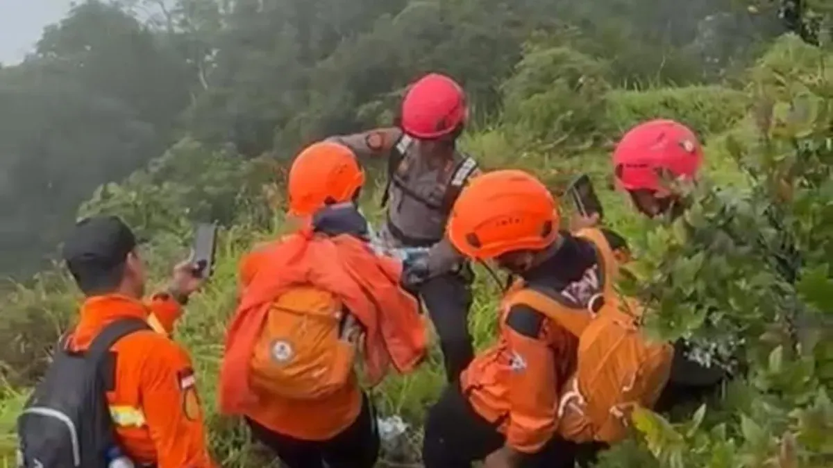 Tim gabungan tengah melakukan pencarian terhadap sebuah pesawat yang dilaporkan hilang kontak di wilayah Sulawesi Selatan. (Sumber: Dok. Tim SAR)