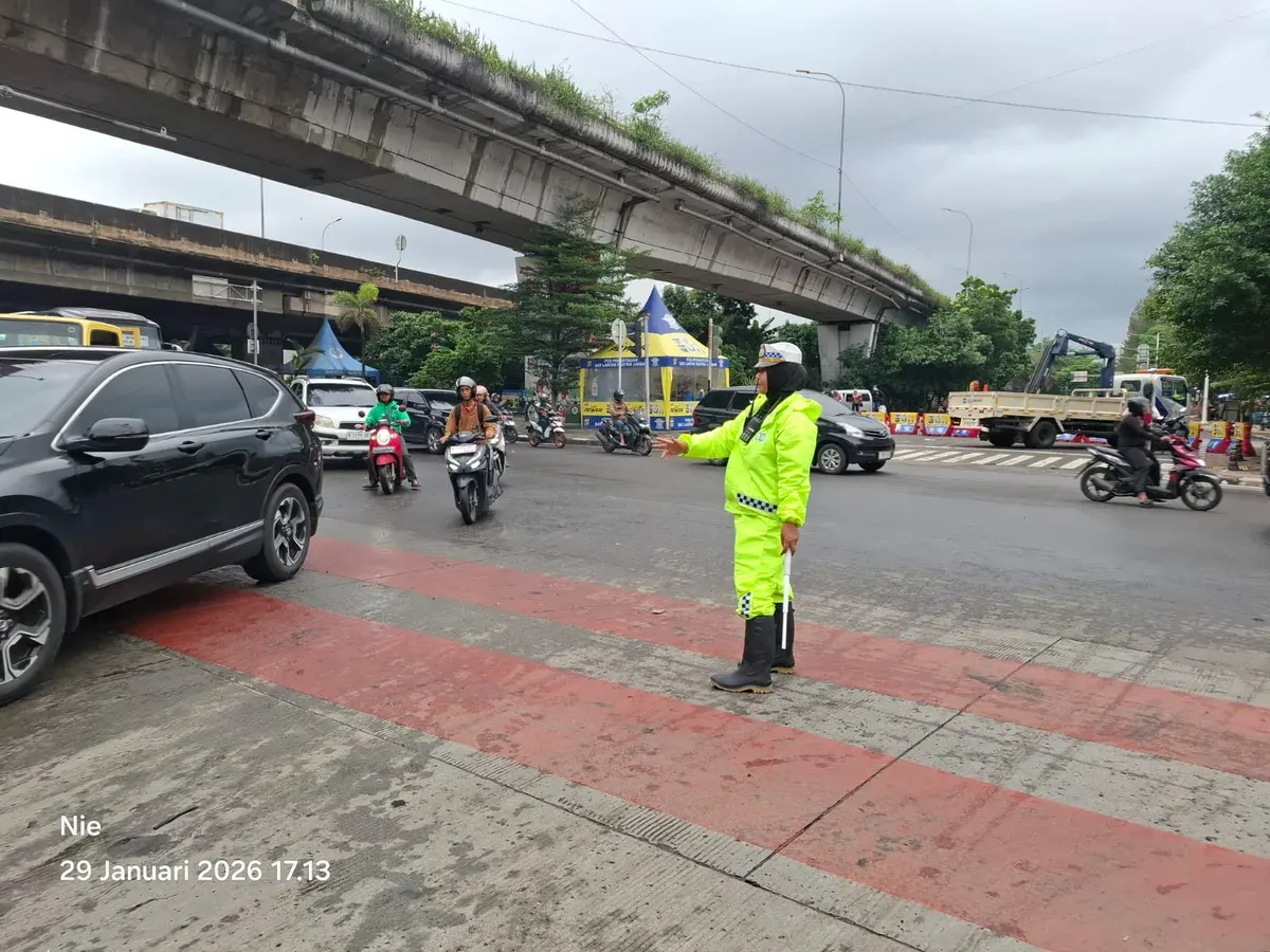 Situasi ruas Jalan Daan Mogot pada sore hari, Kamis, 29 Januari 2026. (Sumber: Istimewa)