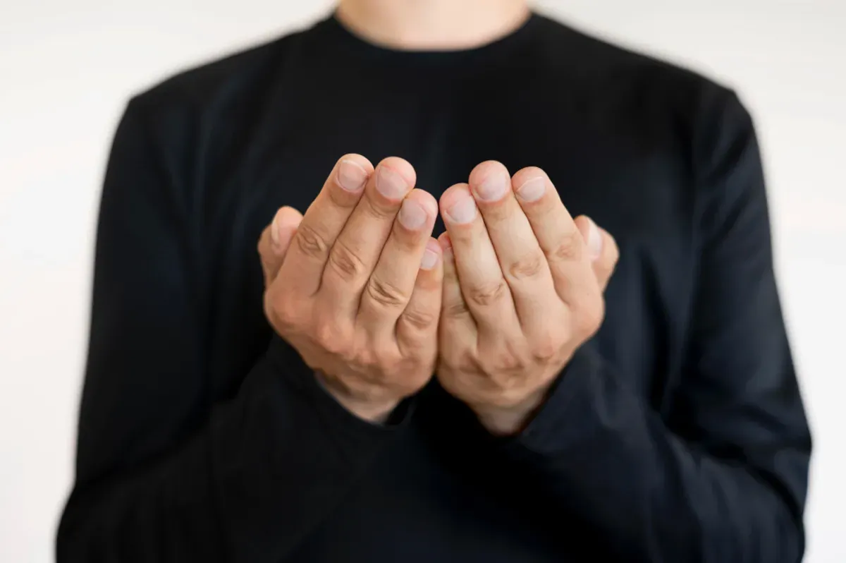 Niat puasa qadha Ramadhan lengkap dengan waktu bacaan dan hukumnya. (Sumber: Freepik)